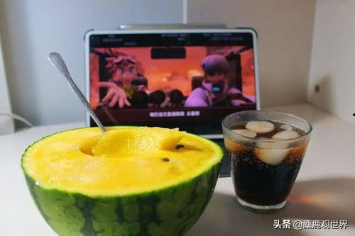 免费吃瓜视频网红,揭秘免费吃瓜视频网红的爆红之路