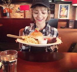 吃瓜网红头像拍照技巧,轻松拍出吸睛效果