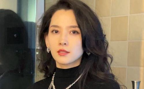 女生网红吃瓜视频网站