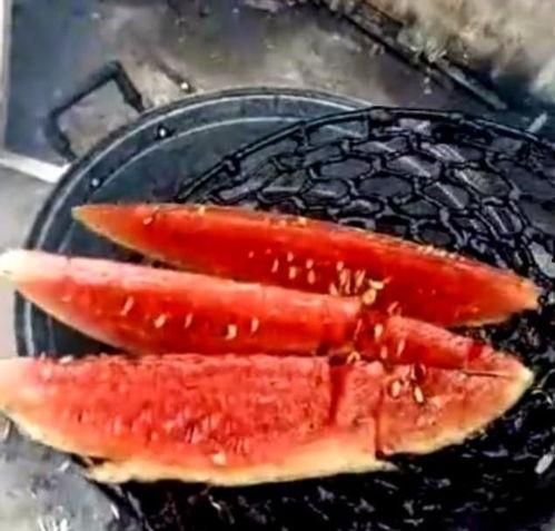 52黑暗吃瓜网,网络舆论场的暗流涌动