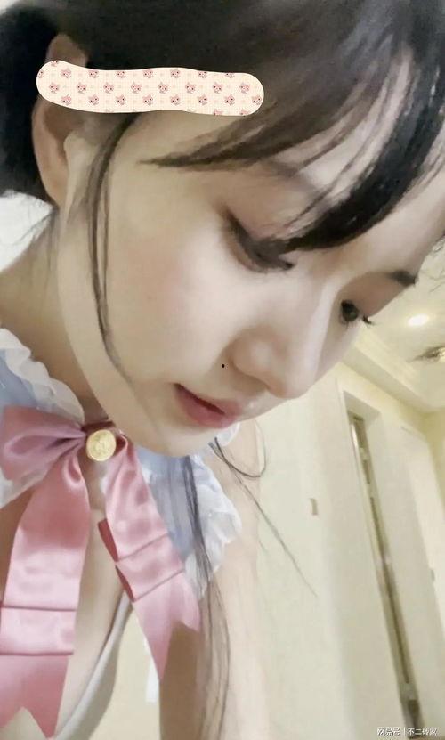 免费吃瓜女视频网红,揭秘免费吃瓜网红的爆红之路