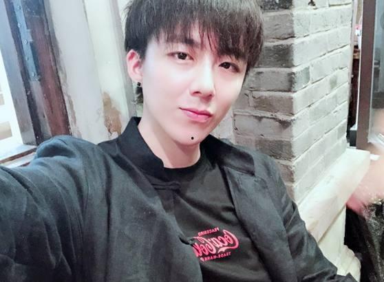 抖音网红吃瓜和大哥照片合集,大哥风采照片合集大曝光！